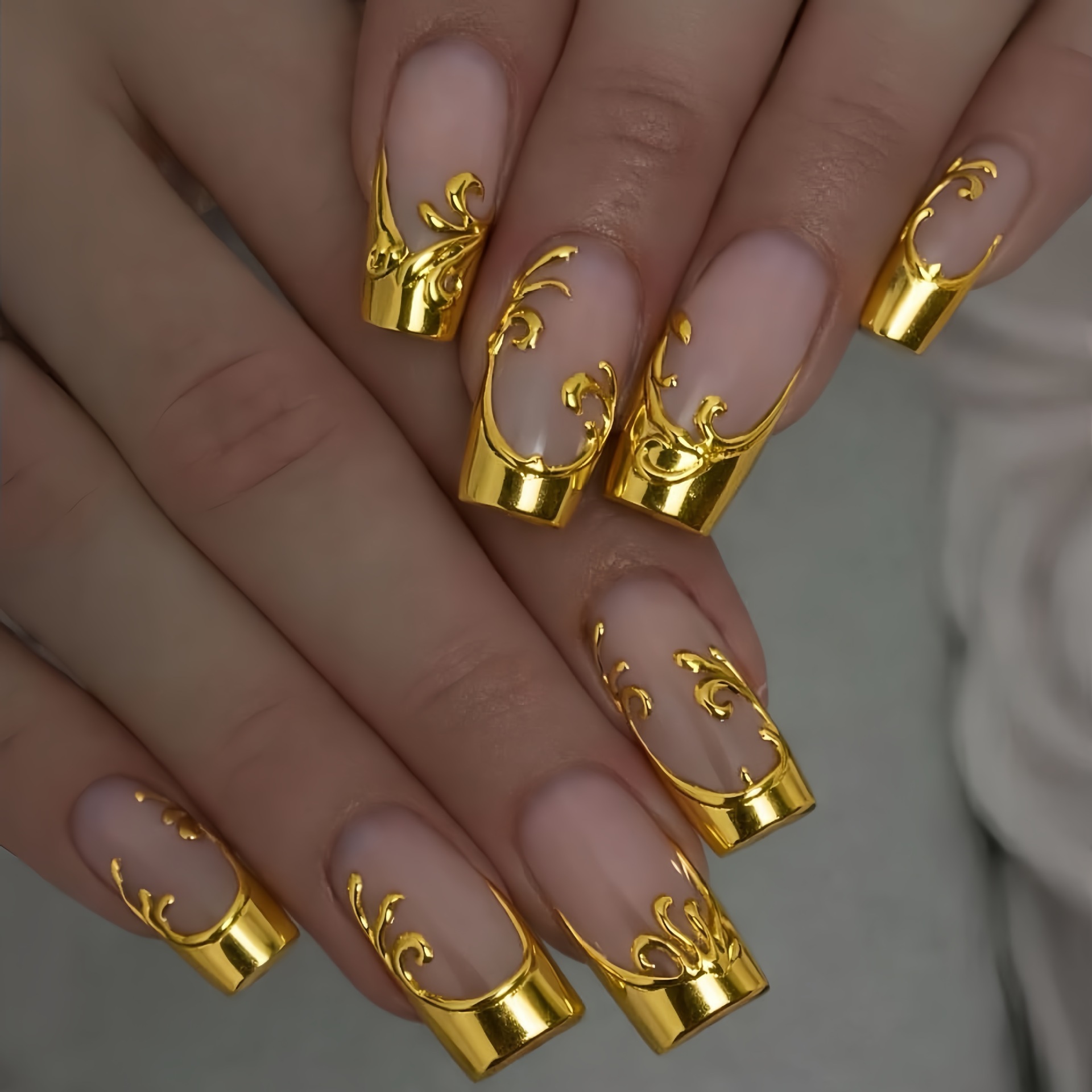 Press On Nail Set - Medium long fake nails for women