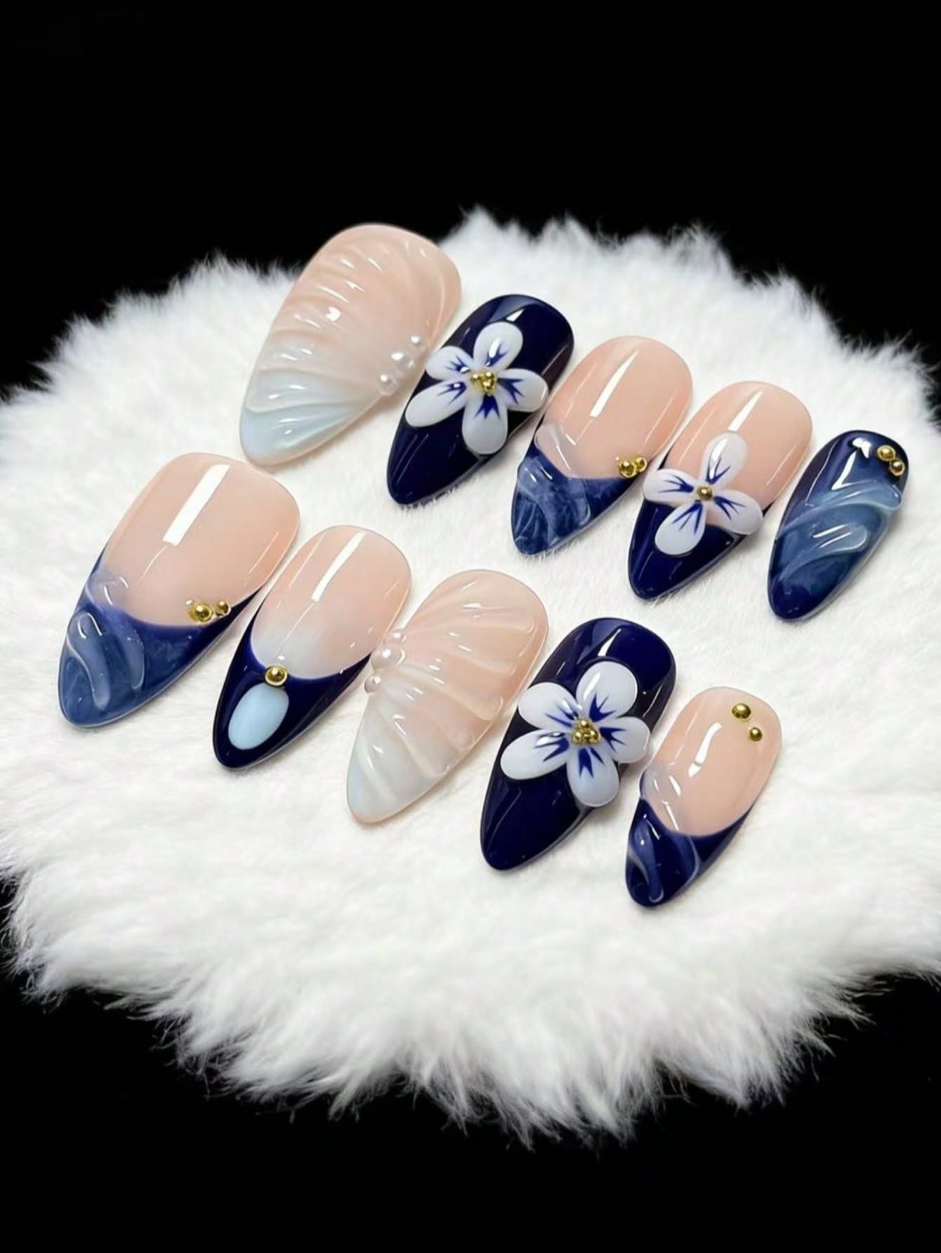 10-Piece Set of Embossed Wave- - Nail Art French recensione e prezzo