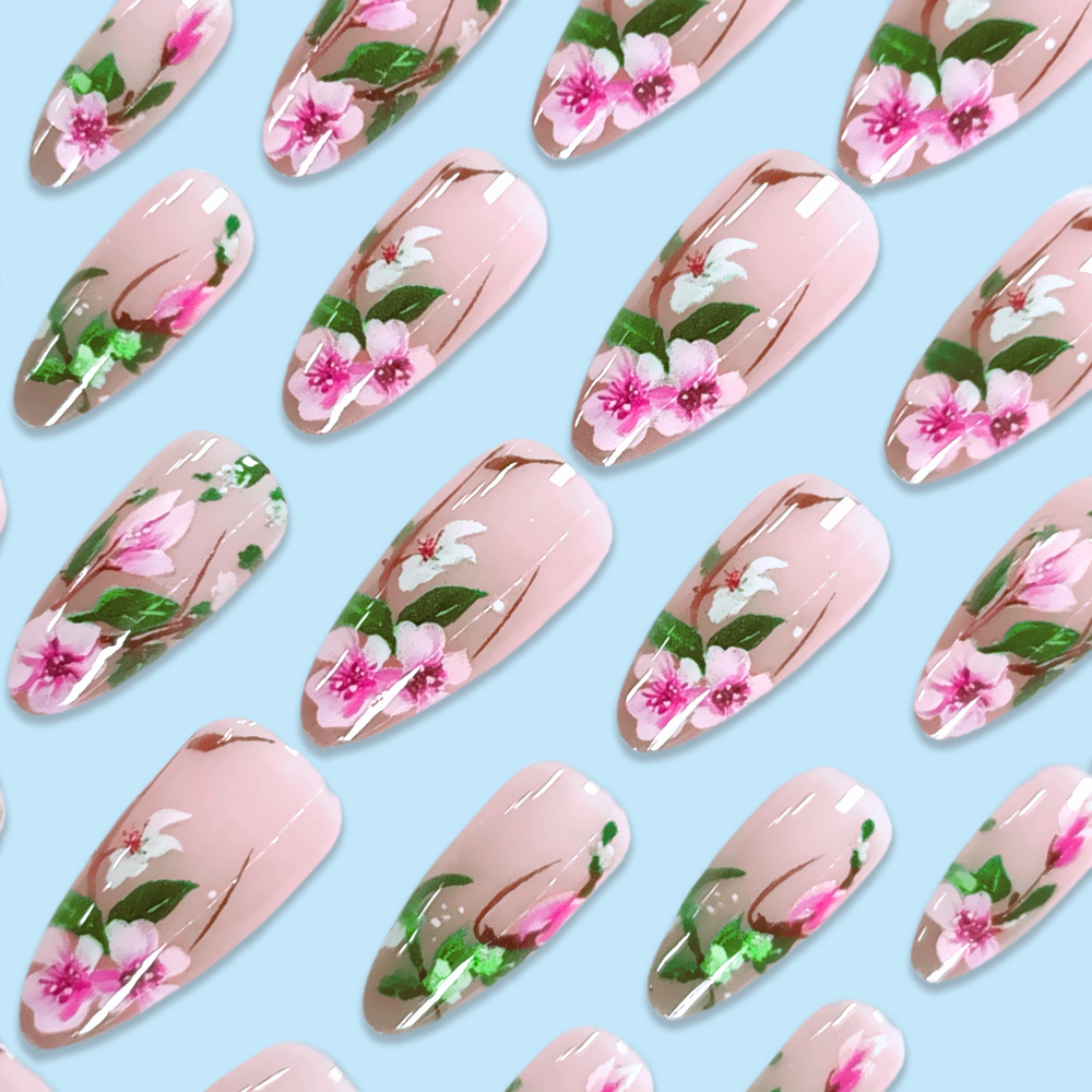 Short Almond Press on Nails 3D - Press On Nail Set recensione e prezzo