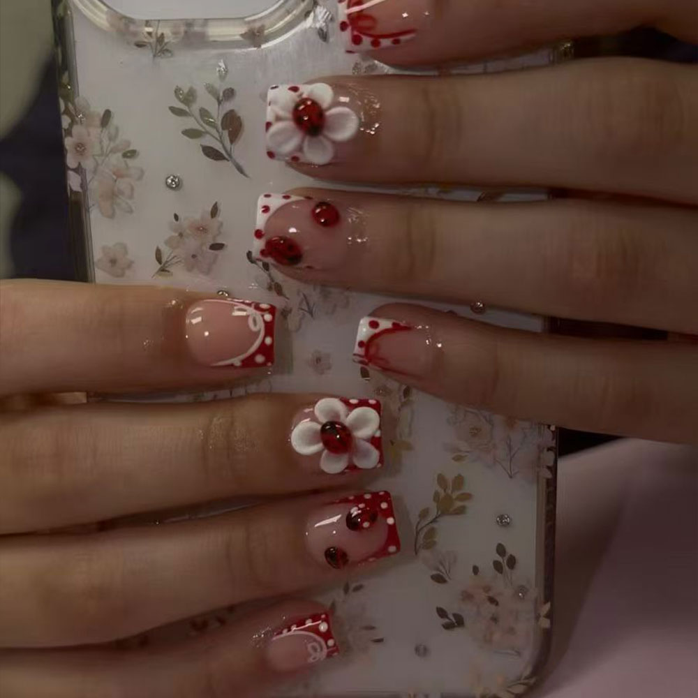24 pieces per set. Rectangular - Nail Art French recensione e prezzo