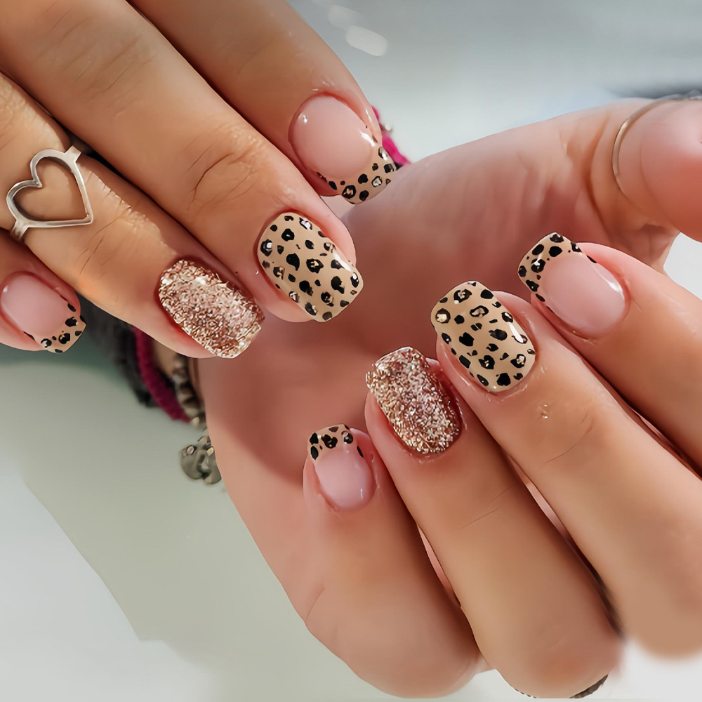 Short long fake nails for wome - Press On Nail Set recensione e prezzo