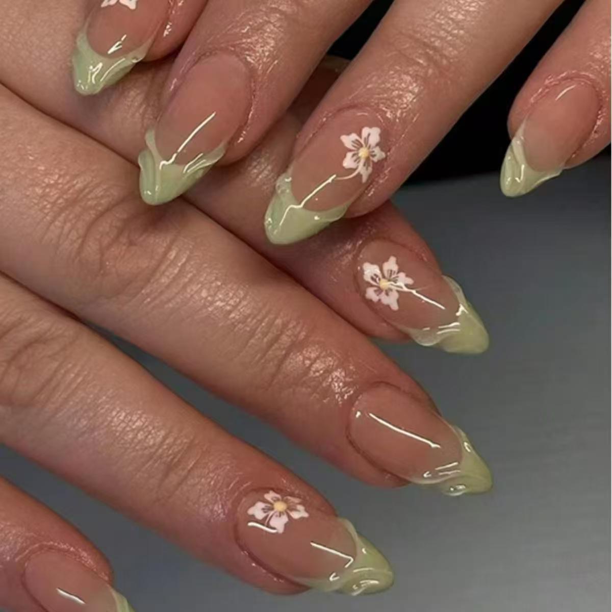 24pcs Simple Green French Fake - Nail Art Oval recensione e prezzo